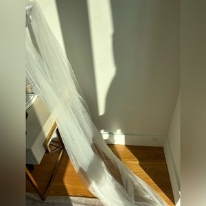 Galia Lahav wedding veil